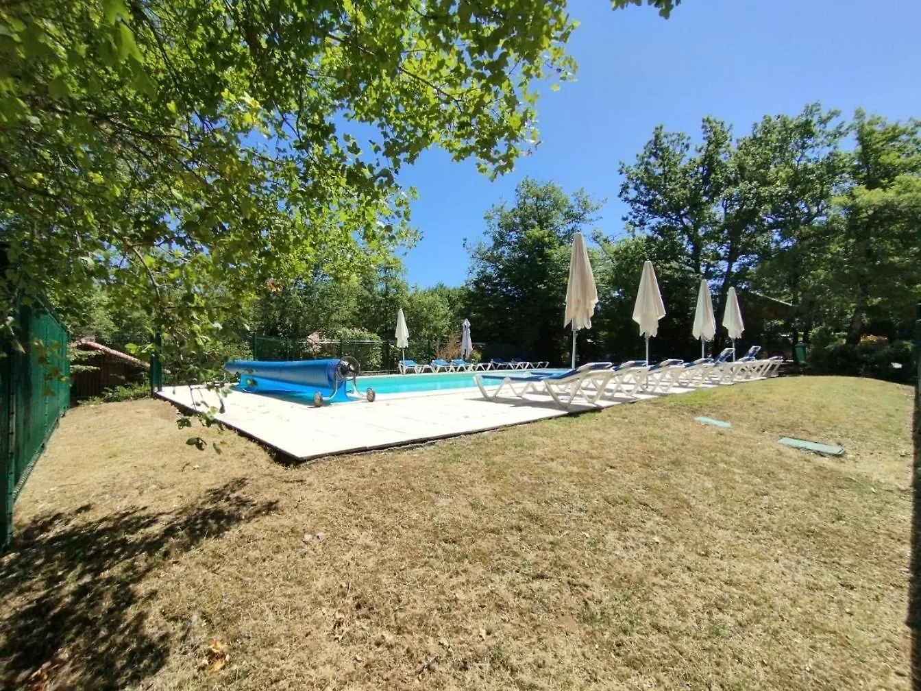 L'Auzacoise, Chalet Tout Confort Pour Un Sejour Inoubliable Lachapelle-Auzac 0*,